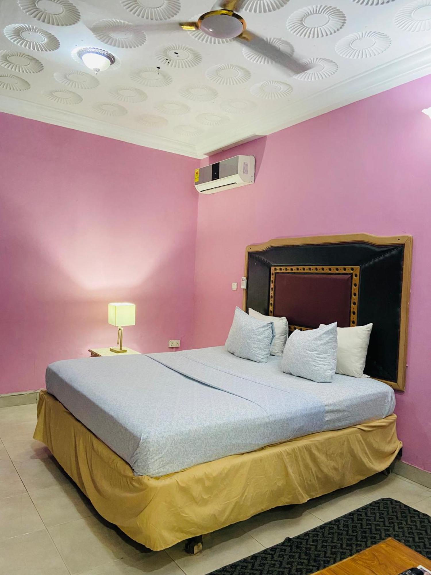 Heaven Gate Hotel Accra Ngoại thất bức ảnh