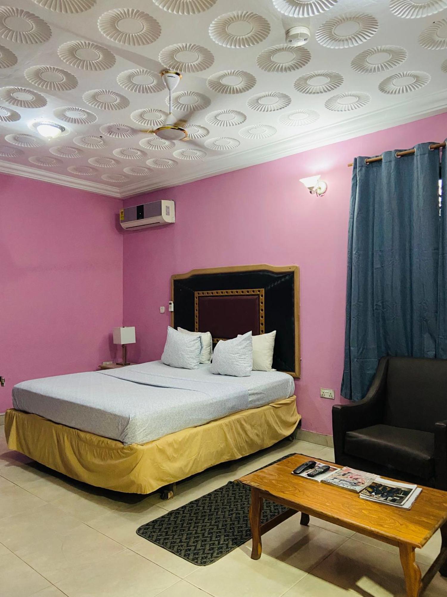 Heaven Gate Hotel Accra Ngoại thất bức ảnh